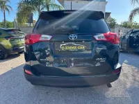 Usata Toyota RAV4 124 CV (91 kW) 2015 Nero SUV