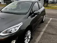 Usata Ford Fiesta Titanium 86 CV (63 kW) 2020 Grigio Utilitaria