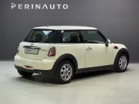 Usata Mini Cooper D 111 CV (81 kW) 2013 Bianco Utilitaria