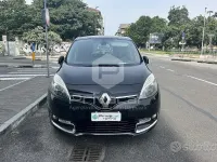 Usata Renault Scénic III Bose Edition 110 CV (80 kW) 2013 Nero Monovolume