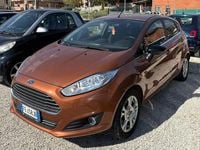 Usata Ford Fiesta 75 CV (55 kW) 2016 Marrone Utilitaria
