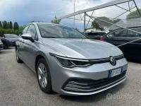 Usata VW Golf VII Life 150 CV (110 kW) 2021 Grigio Utilitaria