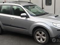 Usata Subaru Forester 2012 Grigio SUV