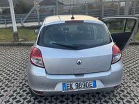 Usata Renault Clio II 75 CV (55 kW) 2011 Berlina