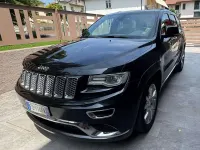 Usata Jeep Grand Cherokee Summit 250 CV (183 kW) 2016 Nero SUV