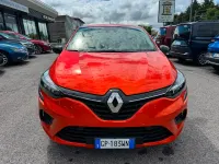 Usata Renault Clio V Equilibre 143 CV (105 kW) 2023 Arancione Berlina