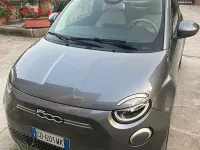 Usata Fiat 500e La Prima 42 kW (58 CV) 2021 Grigio Utilitaria