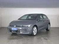 Usata VW Golf VIII Style 150 CV (110 kW) 2025 Dolphin grey metallizzato Berlina