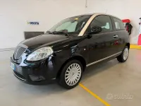 Usata Lancia Ypsilon Platinum 69 CV (50 kW) 2010 Nero Utilitaria