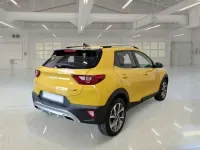 Usata Kia Stonic GT-Line 120 CV (88 kW) 2022 Giallo SUV