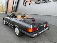 Usata Mercedes 560 230 CV (169 kW) 1986 Nero Cabrio