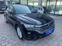 Usata VW Touareg Elegance 231 CV (169 kW) 2025 Nero SUV