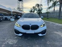 Usado BMW 116 Sport Line 116 CV (85 kW) 2021 Blanco Utilitario