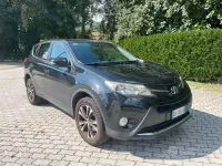 Usata Toyota RAV4 124 CV (91 kW) 2014 Nero SUV