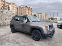 Usata Jeep Renegade Night Eagle 140 CV (102 kW) 2016 Grigio opaco SUV