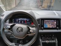 Usata Skoda Karoq Executive 116 CV (85 kW) 2024 Grigio SUV