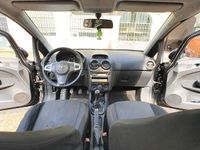 Usata Opel Corsa 75 CV (55 kW) 2008 Nero