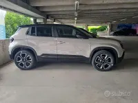 Usata Jeep Avenger Summit 101 CV (74 kW) 2024 Vari colori SUV