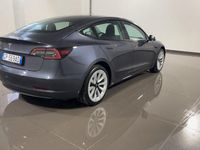 Usata Tesla Model 3 Standard Range Plus 152 kW (208 CV) 2023 Grigio Berlina