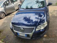 Usata VW Passat 140 CV (102 kW) 2008 Blu Station wagon