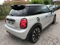 Usata Mini Cooper 136 CV (100 kW) 2019 Argento Utilitaria