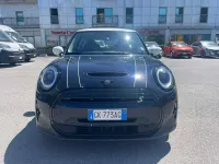 Usata Mini Cooper SE Essential 75 kW (102 CV) 2022 Nero Utilitaria