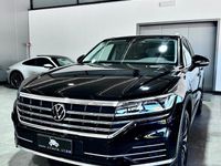 Usata VW Touareg 231 CV (169 kW) 2023 Nero SUV