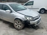 Usata Opel Astra 150 CV (110 kW) 2004 Station wagon