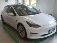 Usata Tesla Model 3 152 kW (208 CV) 2021 Bianco Berlina