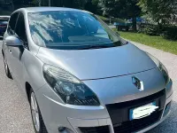 Usata Renault Scénic III Luxe 110 CV (80 kW) 2010 Grigio Monovolume