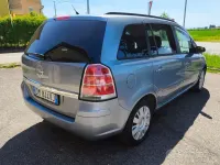 Usata Opel Zafira Cosmo 94 CV (69 kW) 2008 Grigio Monovolume