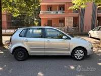 Usata VW Polo Comfortline 75 CV (55 kW) 2005 Grigio Utilitaria