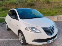 Usata Lancia Ypsilon Silver 69 CV (50 kW) 2011 Bianco Utilitaria
