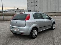 Usata Fiat Grande Punto Active 77 CV (56 kW) 2007 Grigio Utilitaria