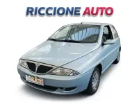 Usata Lancia 2000 60 CV (44 kW) 2001 Blu/azzurro Berlina