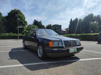 Usata Mercedes E300 188 CV (138 kW) 1989 Marrone