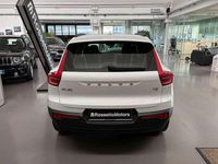 Usata Volvo XC40 Momentum 129 CV (94 kW) 2021 Bianco SUV