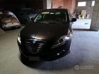 Usata Lancia Delta 120 CV (88 kW) 2012 Nero Utilitaria