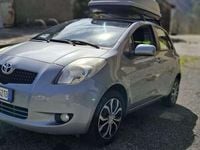 Usata Toyota Yaris Sol 87 CV (63 kW) 2008 Argento Utilitaria