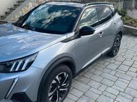 Usata Peugeot 2008 GT 130 CV (95 kW) 2023 Grigio SUV