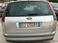 Usata Ford Focus Style 110 CV (80 kW) 2007 Grigio Station wagon