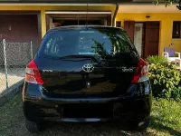 Usata Toyota Yaris Sol 65 CV (47 kW) 2010 Nero Utilitaria