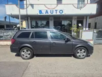 Usata Opel Astra Enjoy 110 CV (80 kW) 2010 Grigio Station wagon