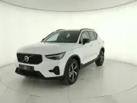 Nuova Volvo XC40 Plus 163 CV (119 kW) 2026 Denim blue SUV