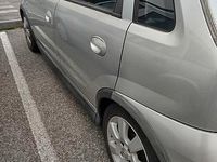 Usata Opel Corsa 60 CV (44 kW) 2006 Grigio Utilitaria