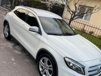 usata Mercedes GLA200 -- 2015