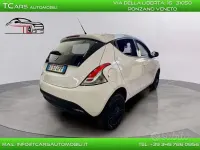 Usata Lancia Ypsilon 80 CV (58 kW) 2014 Bianco Utilitaria