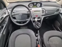 Usata Lancia Ypsilon 69 CV (50 kW) 2011 Viola Utilitaria