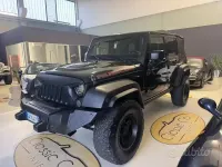 Usata Jeep Wrangler Unlimited Rubicon 200 CV (147 kW) 2011 Verde SUV