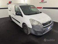 Usata Peugeot Partner Premium 99 CV (72 kW) 2016 Bianco Monovolume